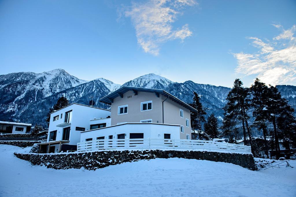 Hotel Landhaus Ambachhof Oetz Exterior foto